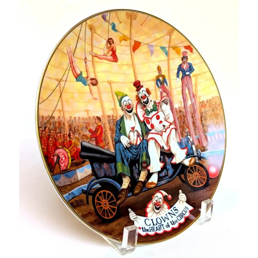 Ringling Bros. Vintage 1982 Collectors Plate • 